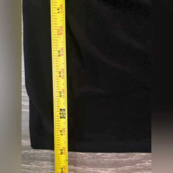 NWOT, Laundry by Shelli Segal Women’s Twist Body-Con Black Cocktail Dress Size 4 - Picture 8 of 12